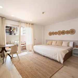 Aparthotel Centric